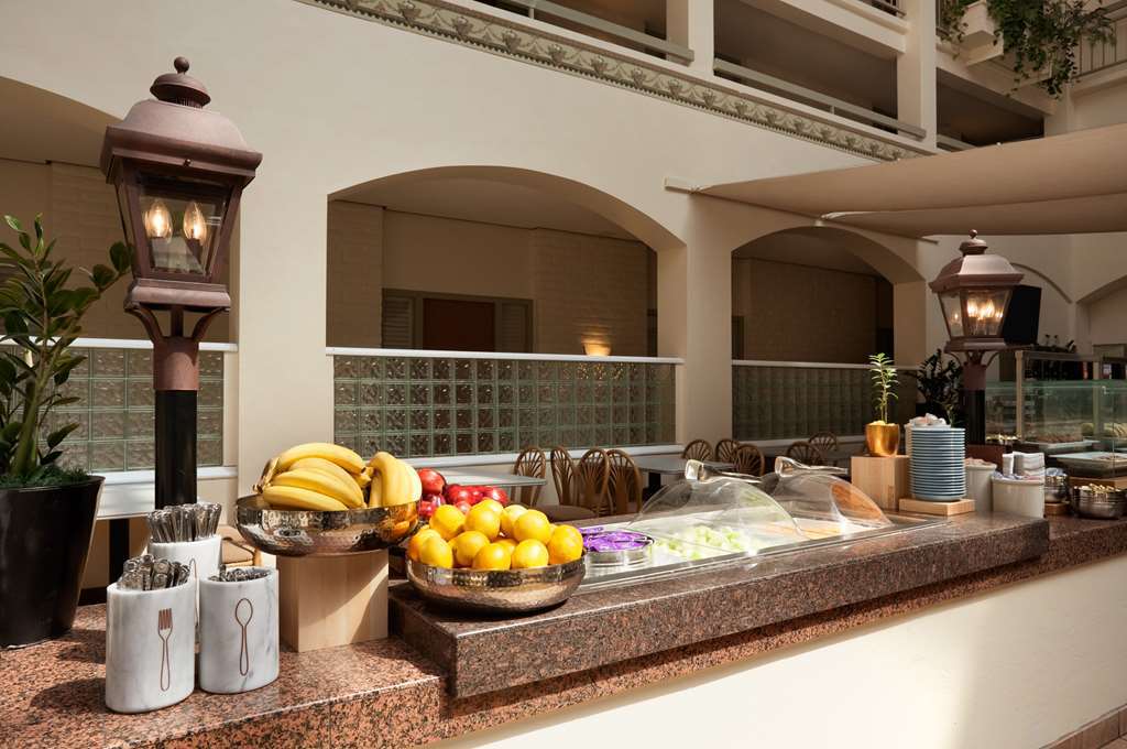 Embassy Suites San Luis Obispo Restaurace fotografie